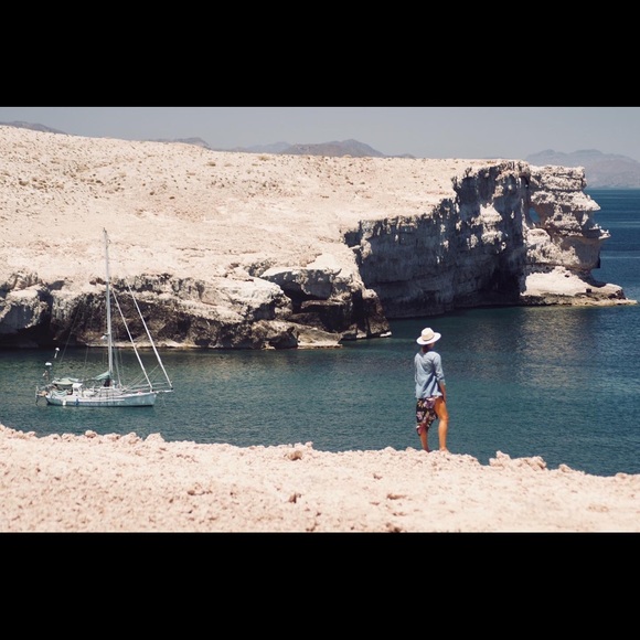 Meet your Posher, Sarah - Picture 1 of 1